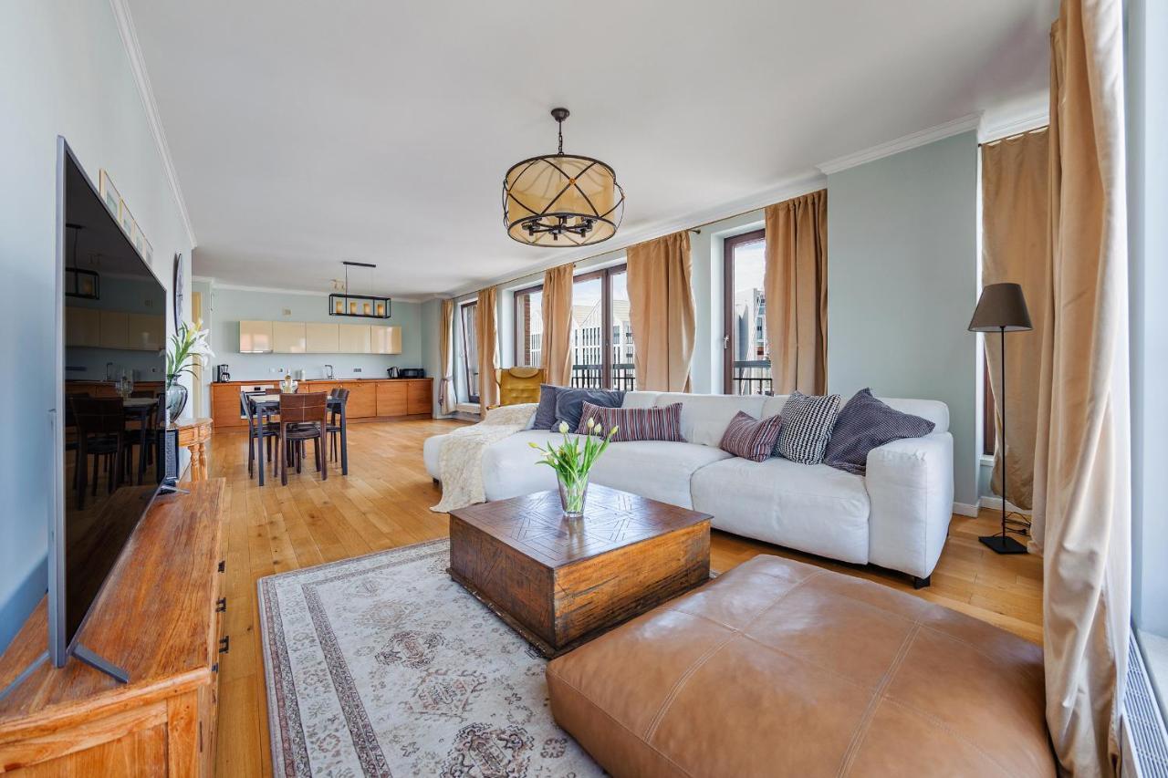Yacht Mansion - Premium View Apartment *